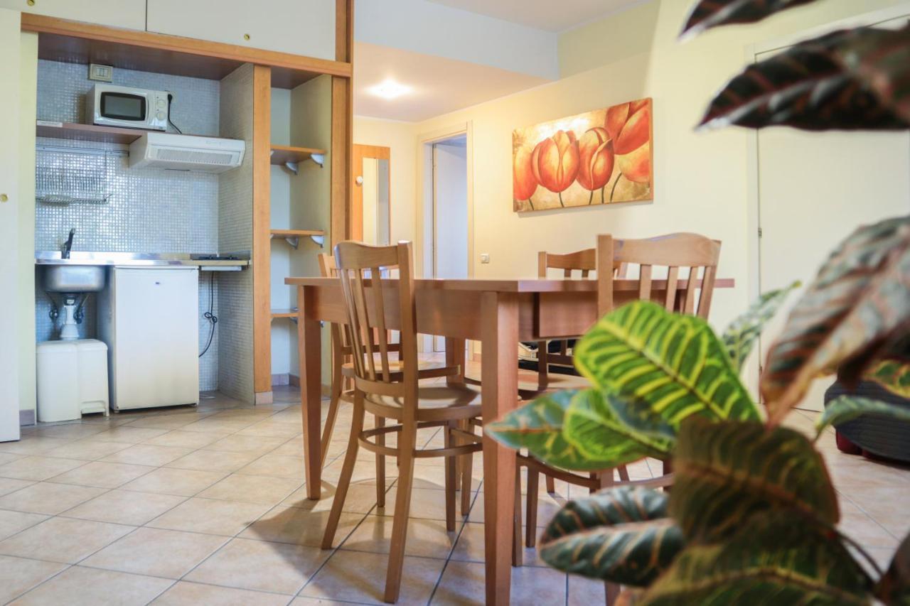 Villa Meli Lupi - Residenze Temporanee Parma Zewnętrze zdjęcie