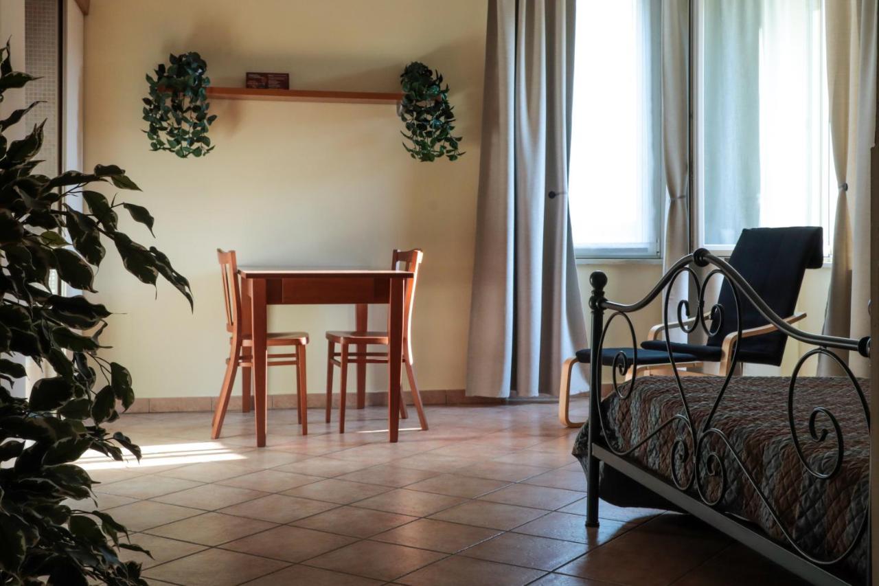 Villa Meli Lupi - Residenze Temporanee Parma Zewnętrze zdjęcie