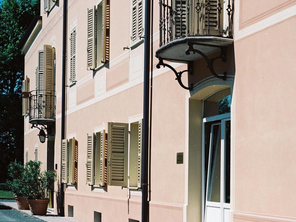 Villa Meli Lupi - Residenze Temporanee Parma Zewnętrze zdjęcie